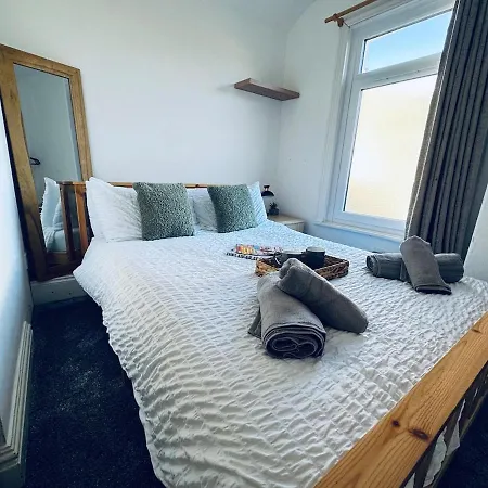 Harrington House - 6 Bedrooms Holiday home Workington