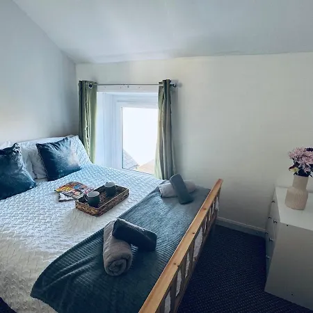 Harrington House - 6 Bedrooms Holiday home Workington