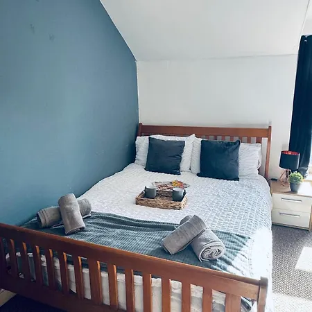 Harrington House - 6 Bedrooms